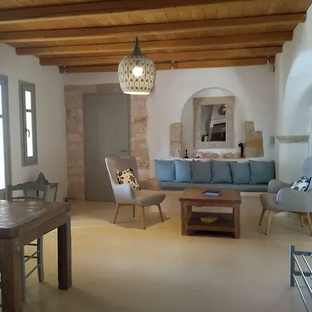 Holiday home Faragas Angairia